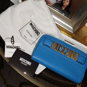Moschino clutch